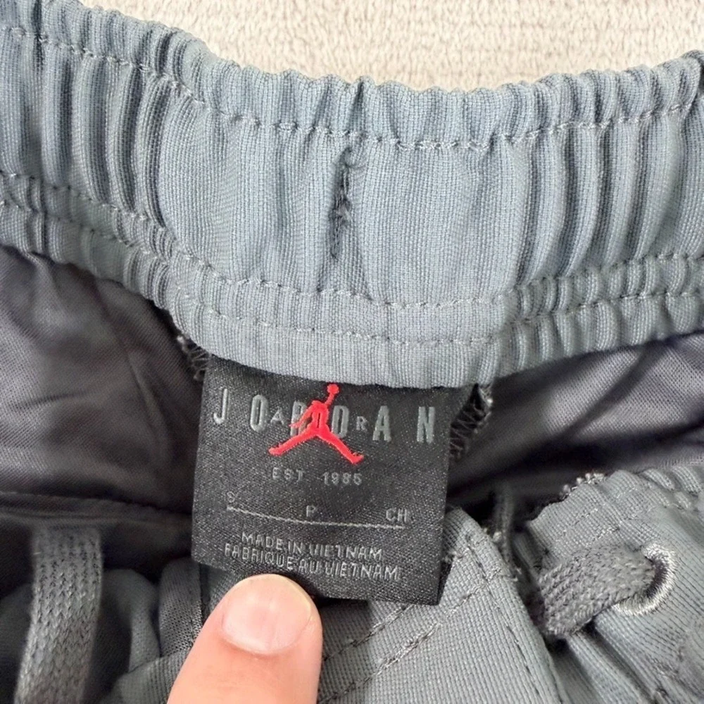 Jordan‎ Flight Essentials Pants in Iron Grey Men Small Elastic Waist NWT $100